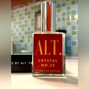ALT. Fragrance Crystal No. 23                   ✨✨Almost NEW ✨✨